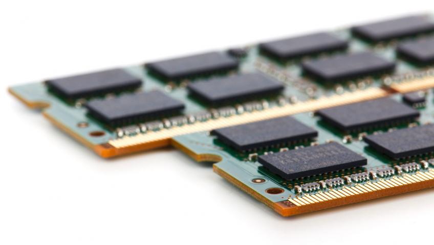 Средняя цена памяти DRAM в следующем квартале снизится на 8-13%