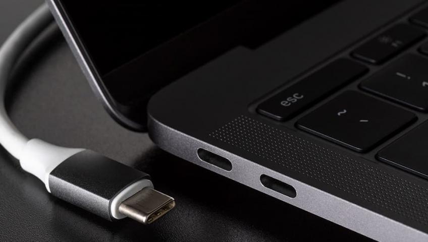 Разъемы USB-C станут стандартом для корпоративных ноутбуков в 2022 году