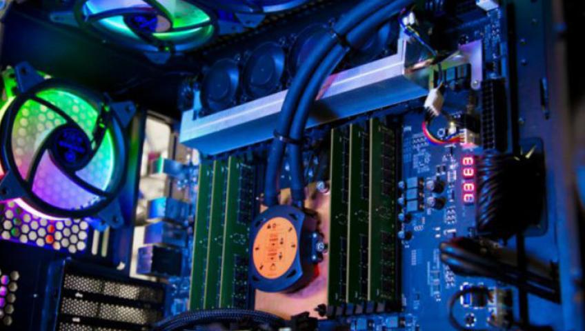 Intel Xeon W-3175X: самый дорогой в мире процессор поступает в продажу