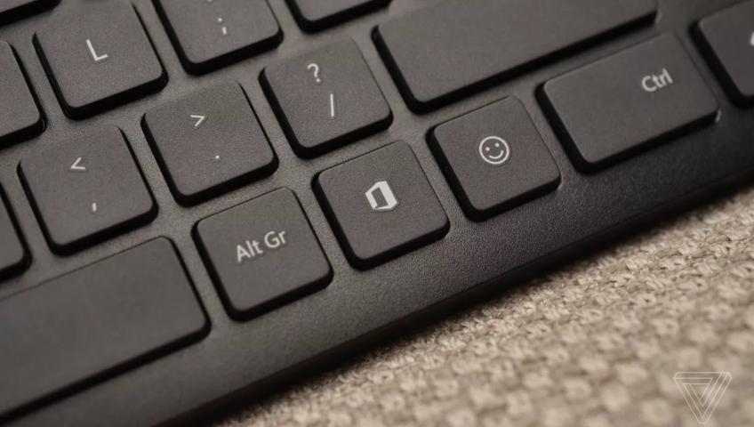 Microsoft добавила на клавиатуру две новые кнопки